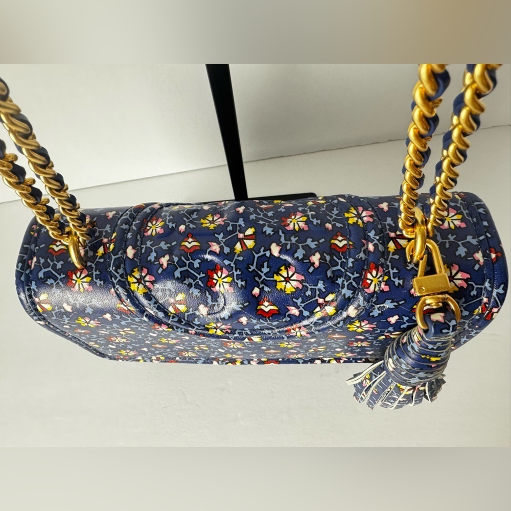TORY BURCH FLEMING PRINTED SMALL CONVERTIBLE SHOULDER BAG BLUE WILD PANSY - Picture 5 of 16